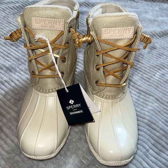 Sperry Shoes - NWT Sperry Duck Boots
